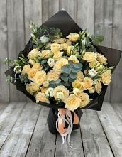 Букет цветов из:  Розы и Лизиантусы в Шацке