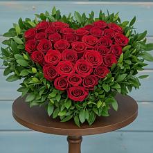 Цветочная композиция из Розы в виде сердца #REPLACE_PRED# Шацке