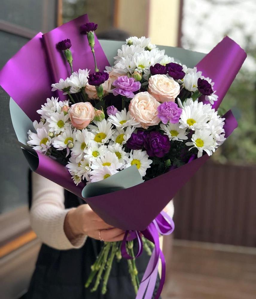 Букет цветов из: Хризантемы, Гвоздики и Розы в Шацке