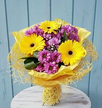 Букет цветов из:  Хризантемы и Герберы #REPLACE_PRED# Шацке