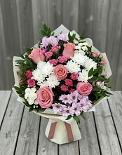 Букет цветов из:  Альстромерии, Гвоздики, Розы и Хризантемы в Шацке