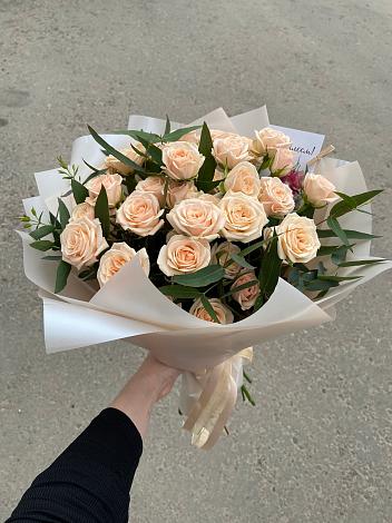 Букет Кремовые розы Латте в Шацке