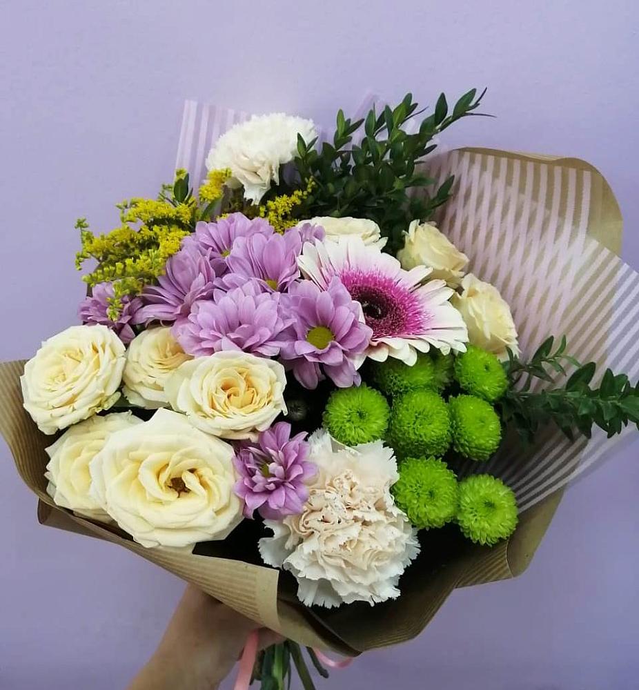 Букет цветов из: Хризантемы, Розы, Гвоздики и Герберы в Шацке