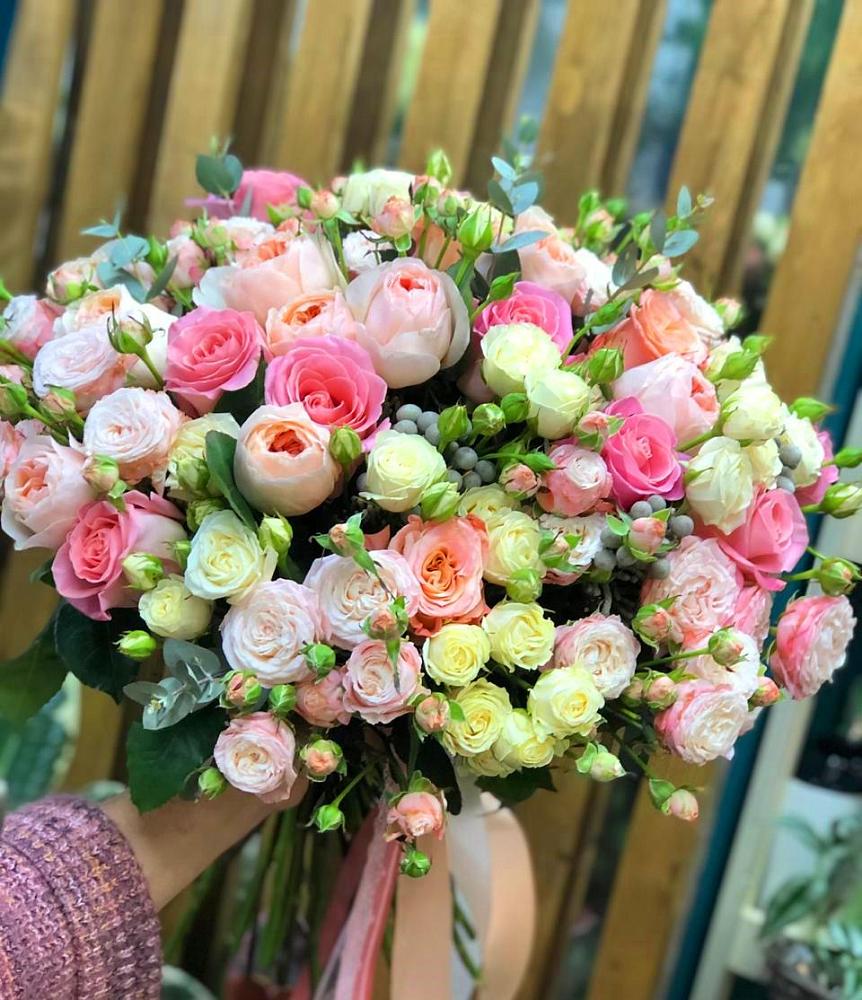 Букет цветов из: Розы в Шацке