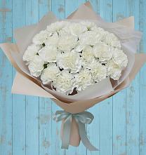 Букет цветов из:  Гвоздики в Шацке