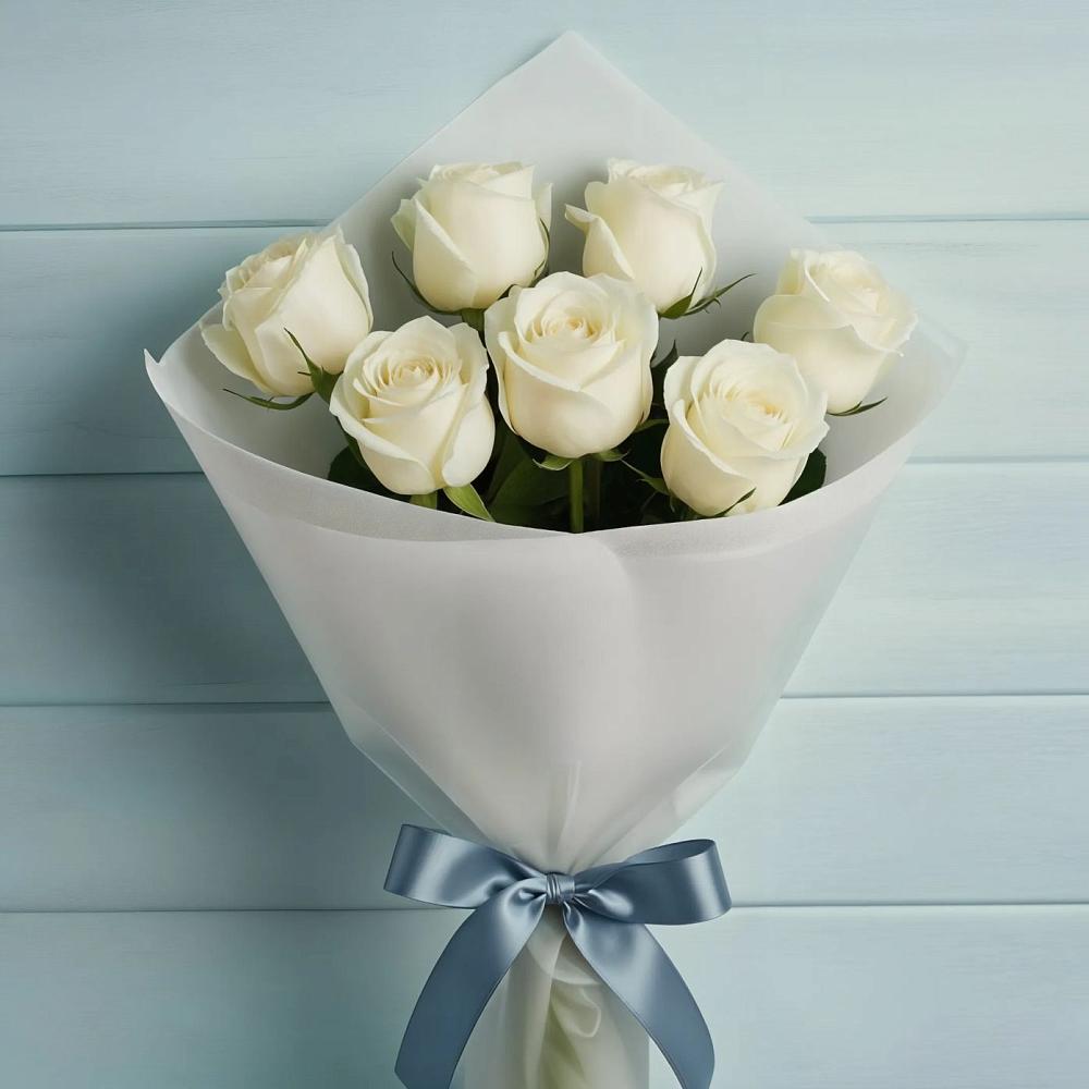 Букет 7 Белых роз Эдлесс Лав в Шацке
