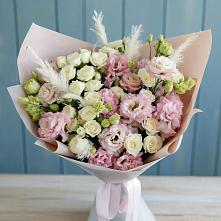Букет цветов из:  Альстромерии и Розы в Шацке