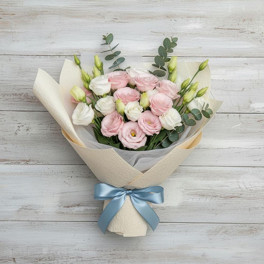 Букет цветов из: Лизиантусы в Шацке